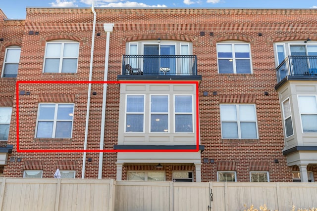 936 Perry St Unit 208, Columbus OH, 43215, 1 bedrooms, 1 bath condo for sale