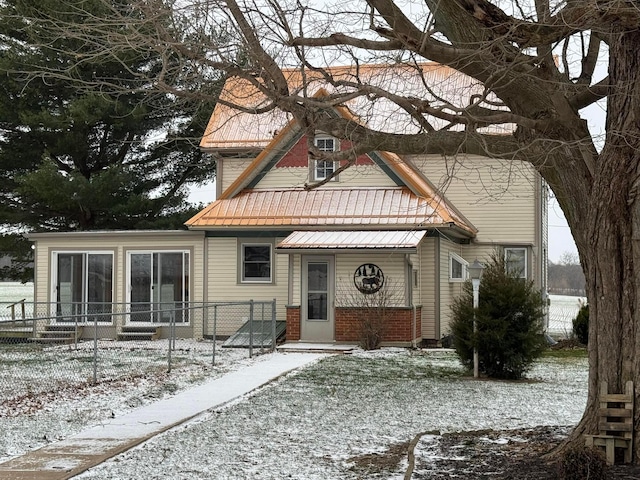 view of front of home