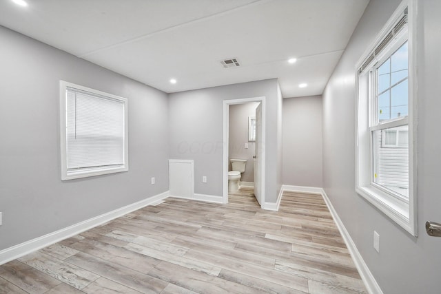 empty room featuring light hardwood / wood-style flooring