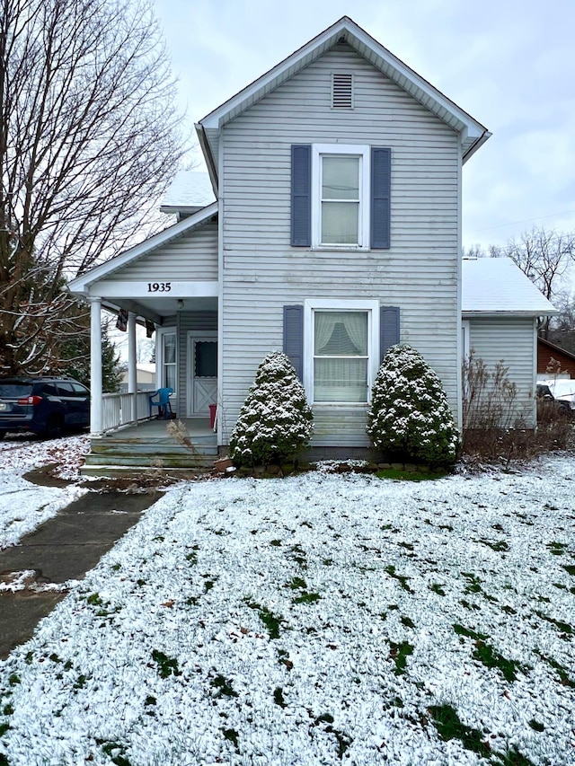 view of front facade with covered porch