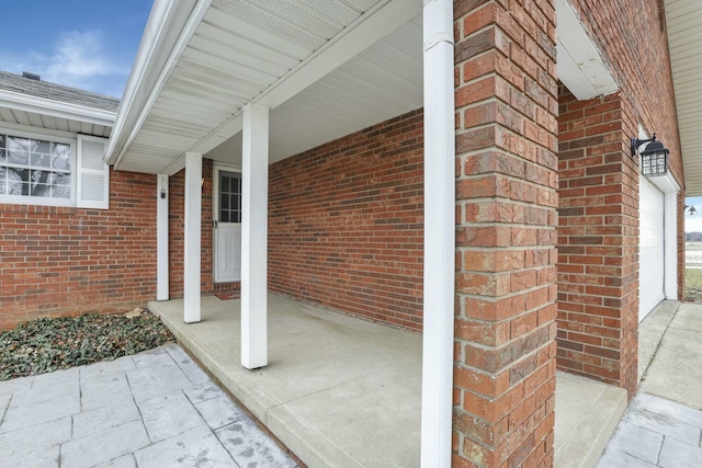 6015 Lithopolis Winchester Rd, Canal Winchester, OH 43110 - view of porch