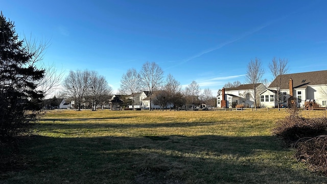 view of yard featuring a residential view