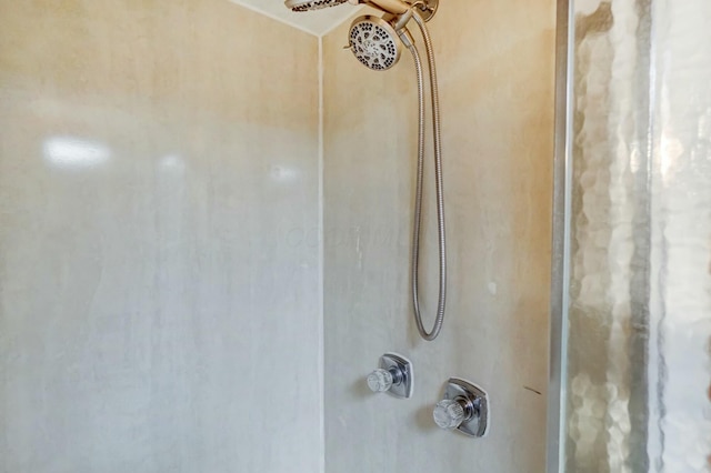 details with curtained shower