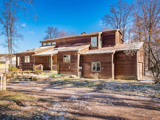 view of front of home featuring covered porch