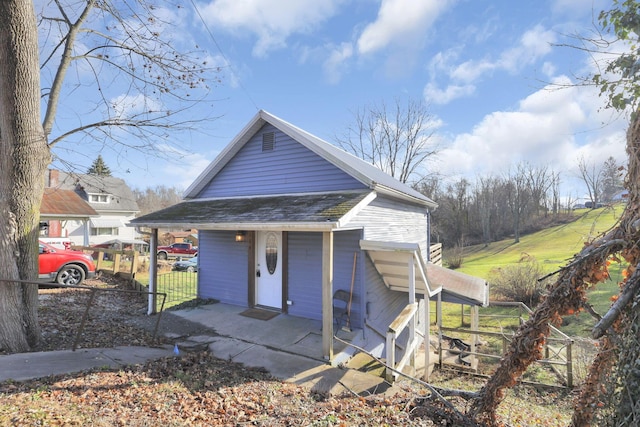 view of front of house