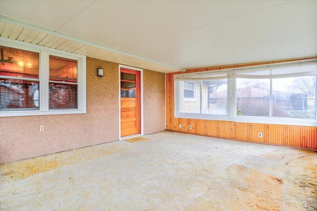 view of unfurnished sunroom