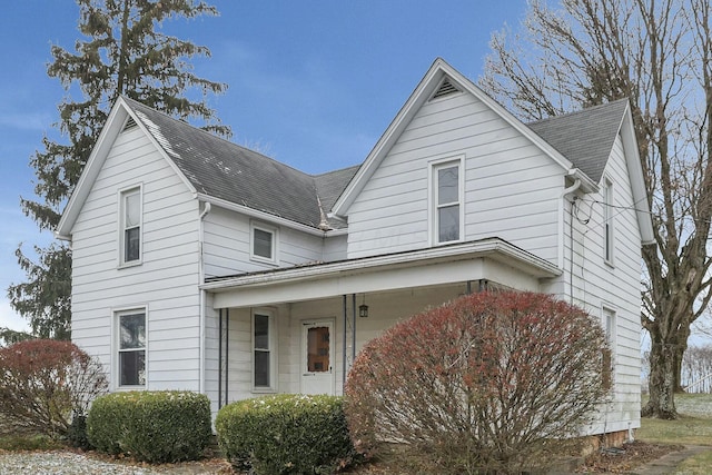 view of front of property featuring a porch