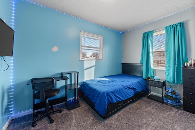 bedroom with carpet flooring