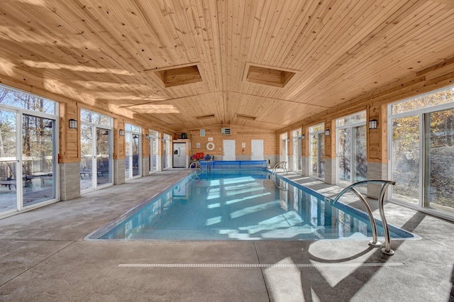 14485 Jack Run Rd, Rockbridge, OH 43149 - view of indoor pool