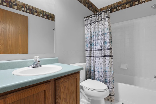 full bathroom featuring vanity, toilet, and shower / bath combo