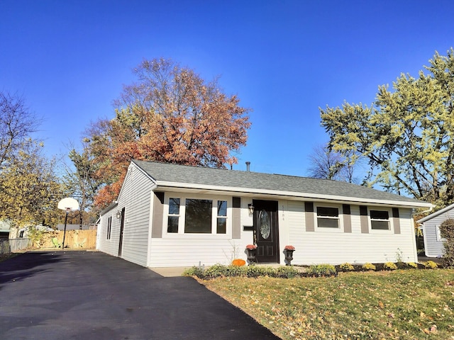 view of front of home with a front yard