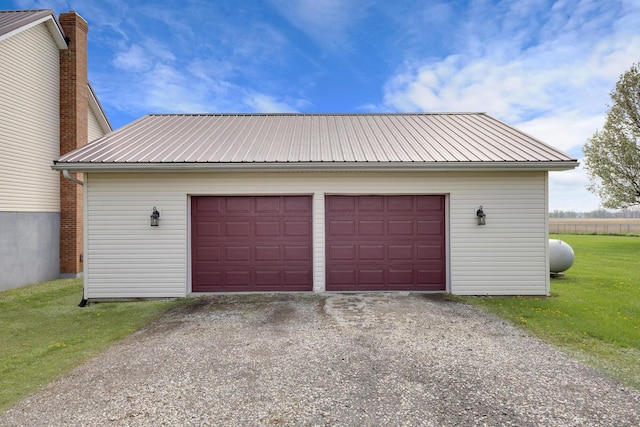 view of detached garage