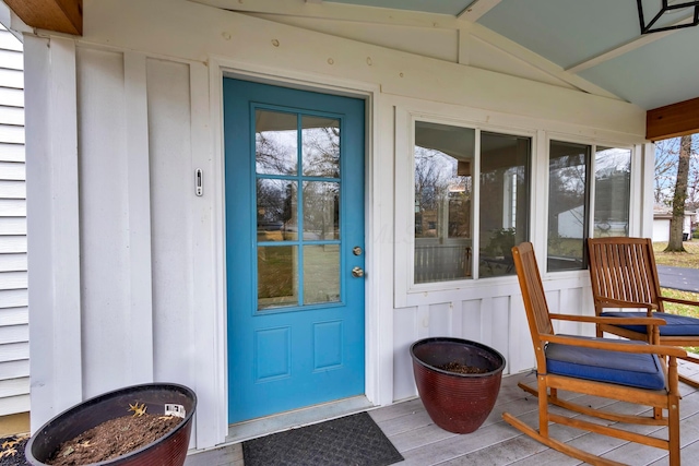 view of entrance to property