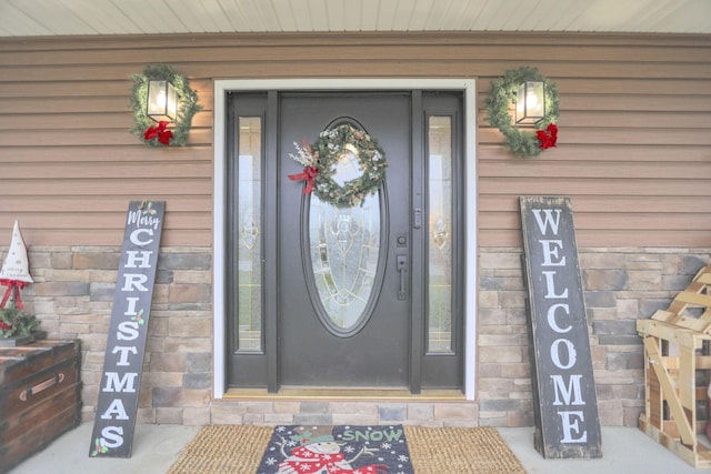 view of property entrance