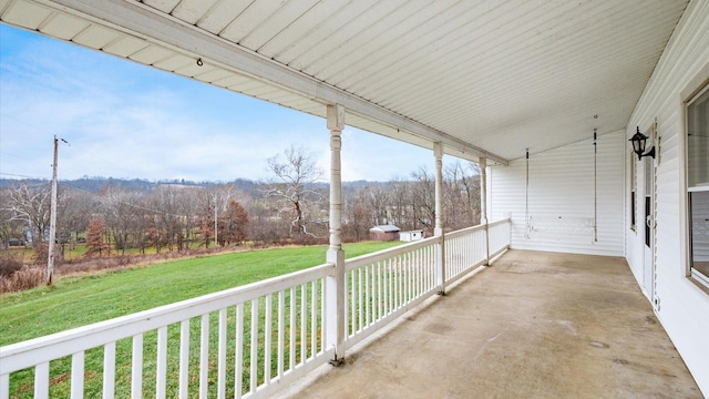 view of patio / terrace with covered porch