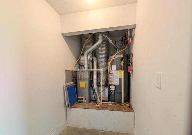 388 Virginia Ct, Pataskala, OH 43062 - utility room featuring water heater