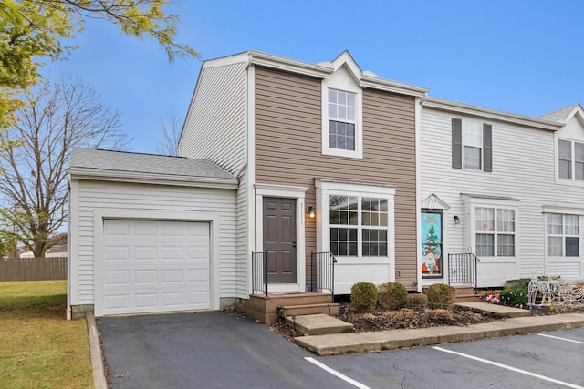 view of front facade featuring a garage