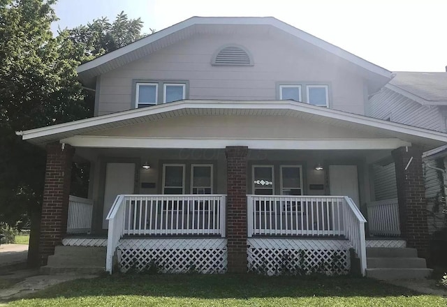 view of front of property featuring a porch