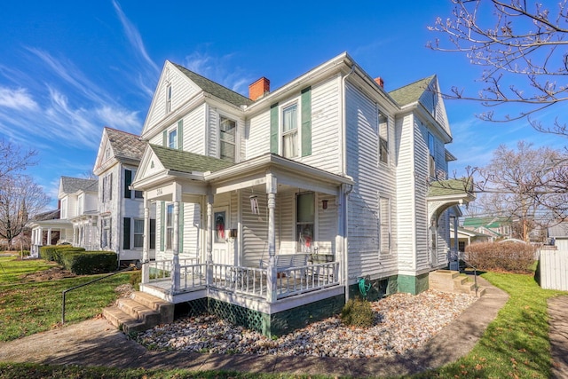 view of front of property with covered porch