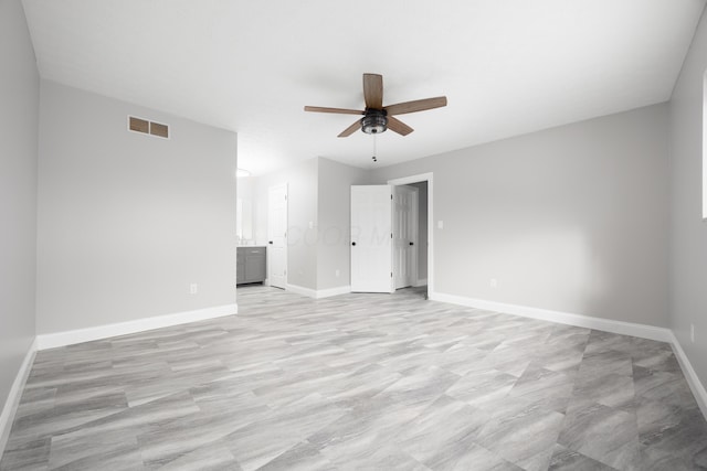 spare room featuring ceiling fan