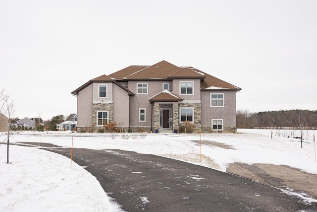 view of front property