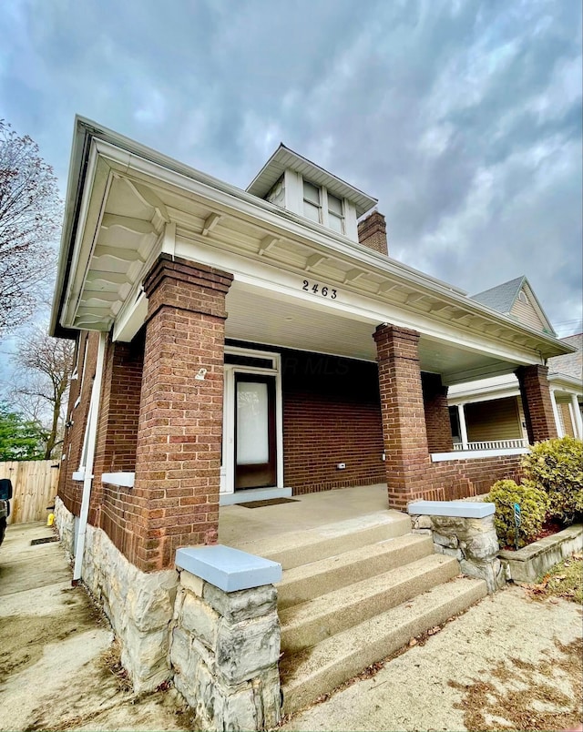 view of front of property with covered porch