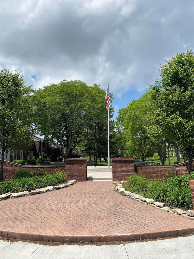 491 Clairbrook Ave Unit Jg3, Columbus, OH 43228 - view of surrounding community
