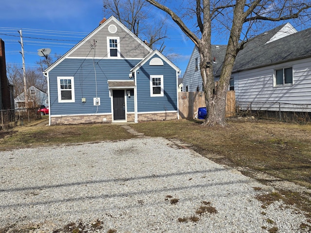 view of front of property