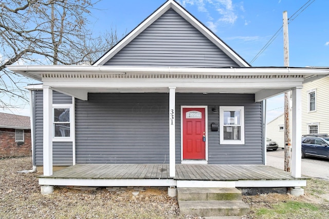 view of front of property with covered porch