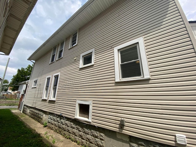 655-657 Frebis Ave, Columbus, OH 43206 - view of home's exterior