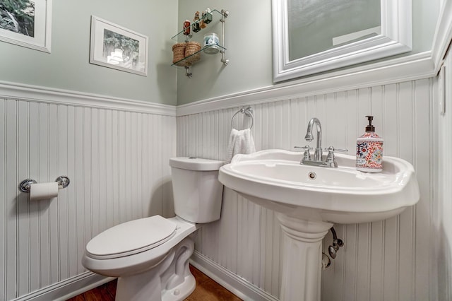 bathroom with sink and toilet