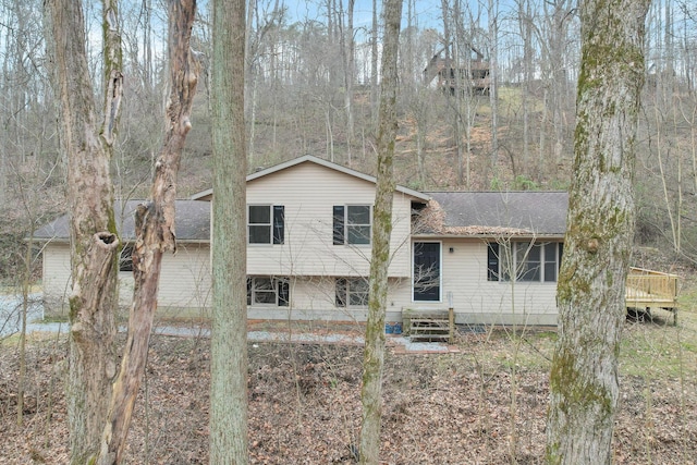 view of front of house featuring a wooden deck