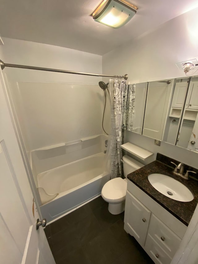 full bathroom featuring shower / tub combo, vanity, and toilet