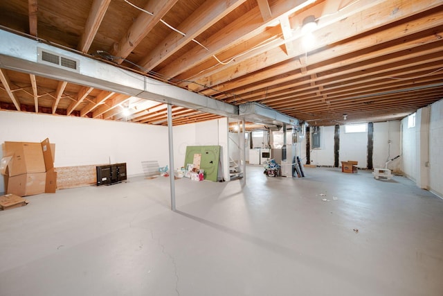 basement featuring washer / clothes dryer