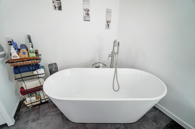 bathroom featuring a bathing tub