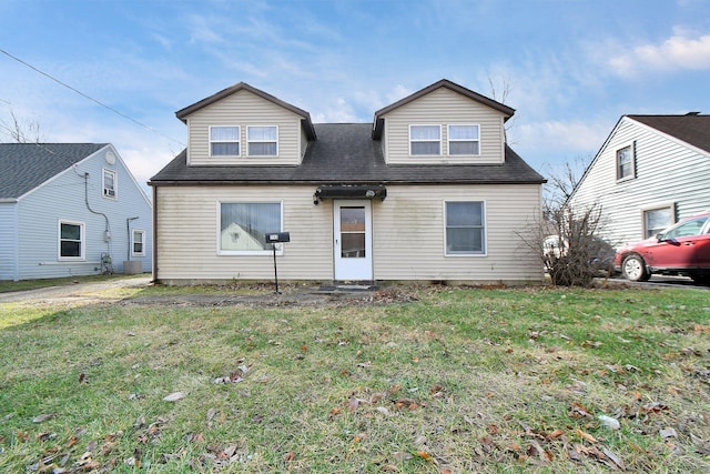 view of front of house featuring a front yard