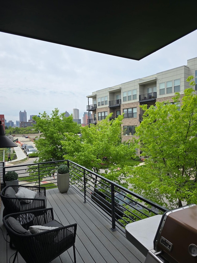 758 N 6th St, Columbus, OH 43215 - wooden terrace featuring a city view and area for grilling