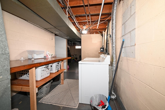 basement featuring independent washer and dryer