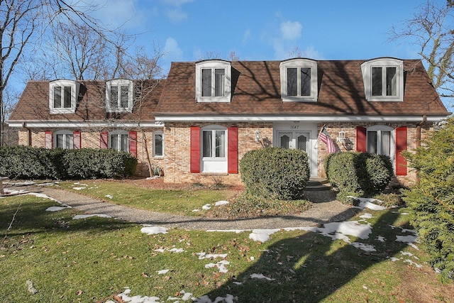 view of front of home with a front yard