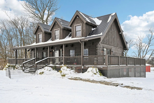 view of front facade with covered porch