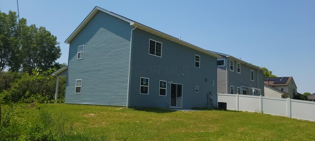 1532 Westmeadow Dr, Columbus, OH 43223 - back of property