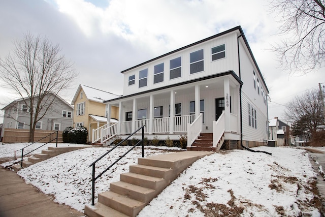 view of front of property with covered porch