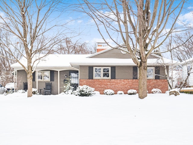 view of front of property