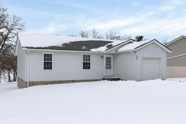 view of front facade with a garage