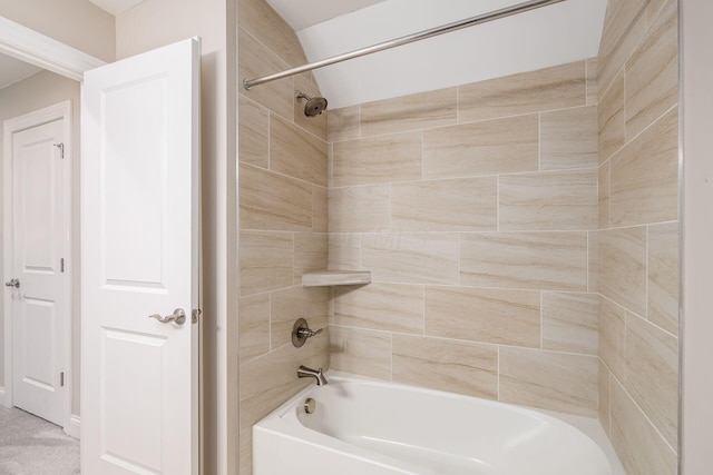 bathroom featuring shower / bathing tub combination