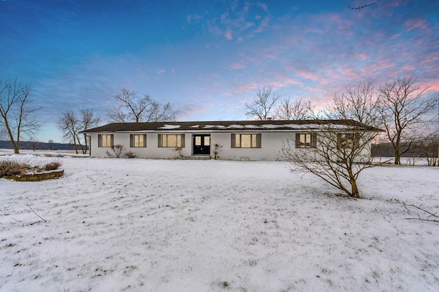 view of front of property