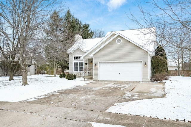 view of front facade featuring a garage