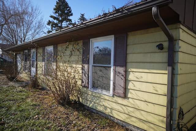 view of home's exterior