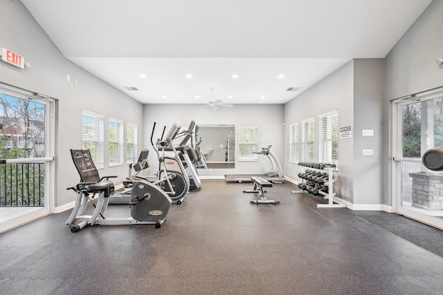 exercise room featuring ceiling fan