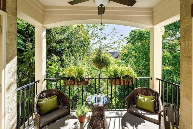 balcony with ceiling fan